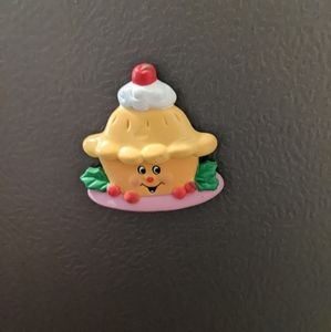 Vintage refrigerator magnet cute little Christmas pie